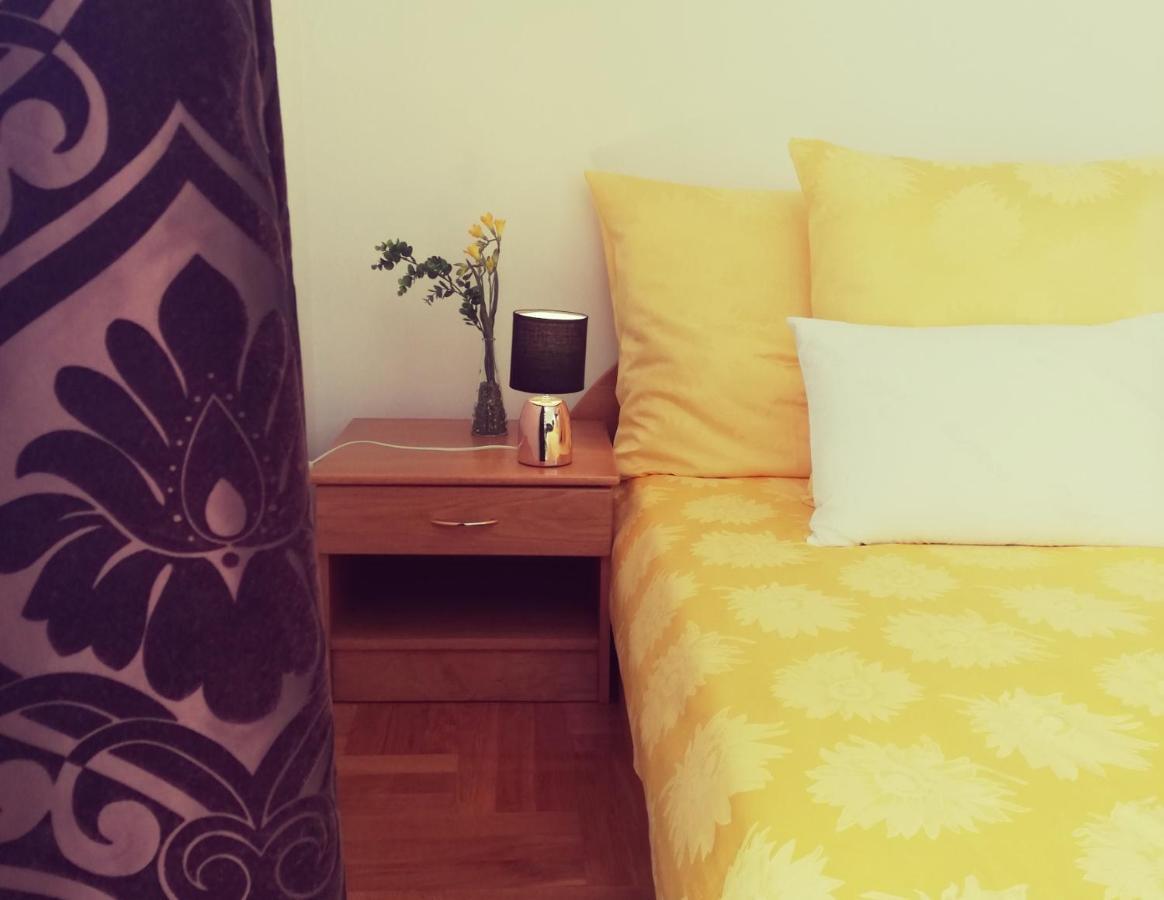 Villa Laurea Ловран Екстериор снимка